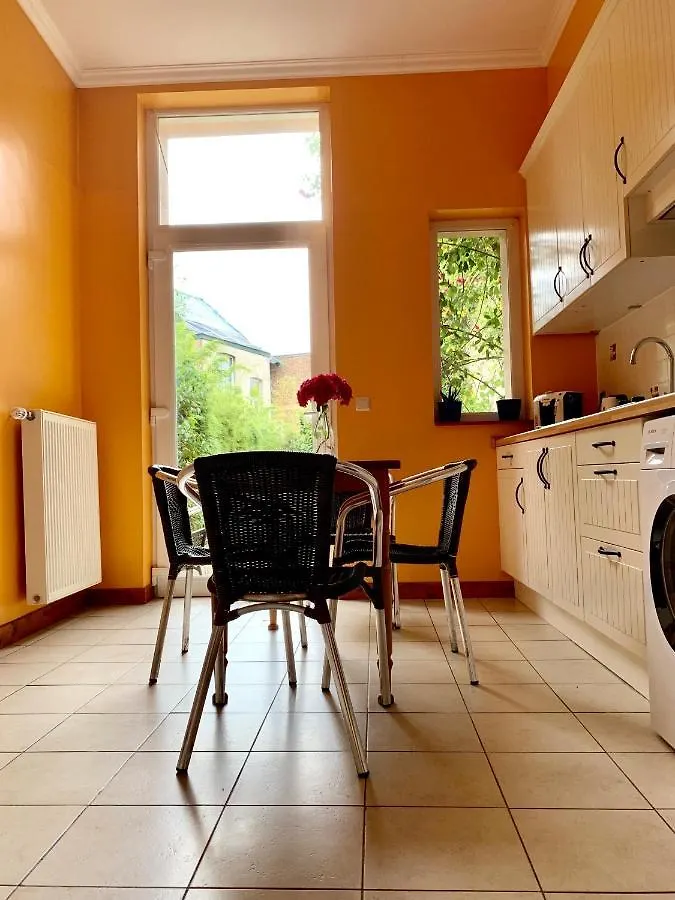 Bijou Brussels > Parvis St Pierre Apartment 0*,